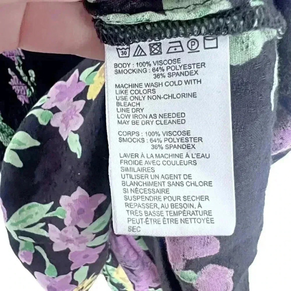 Urban Outfitters UO Black and Purple Smocked Floral Mini Dress Size M - Picture 7 of 7